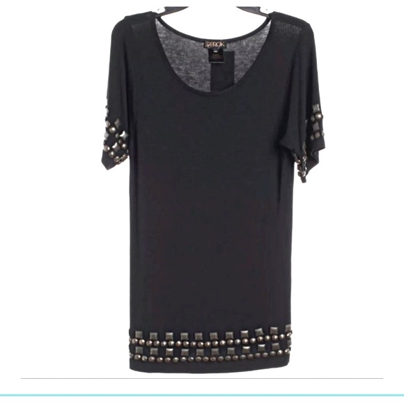 LaROK Black Mini Shift-Dress w/ Gold Embellishment - Picture 3 of 8
